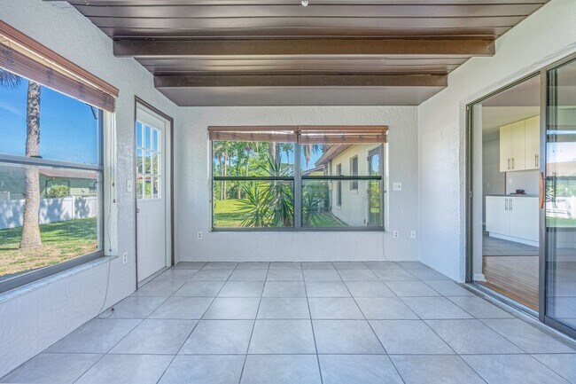 Building Photo - Spacious 2 Bedroom 2 Bath Home in Georgetowne