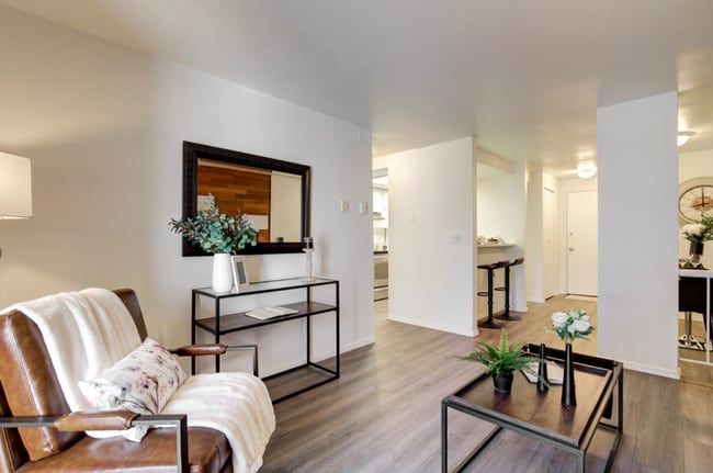 Building Photo - 1 Bedroom Across from Microsoft Bellevue/R...