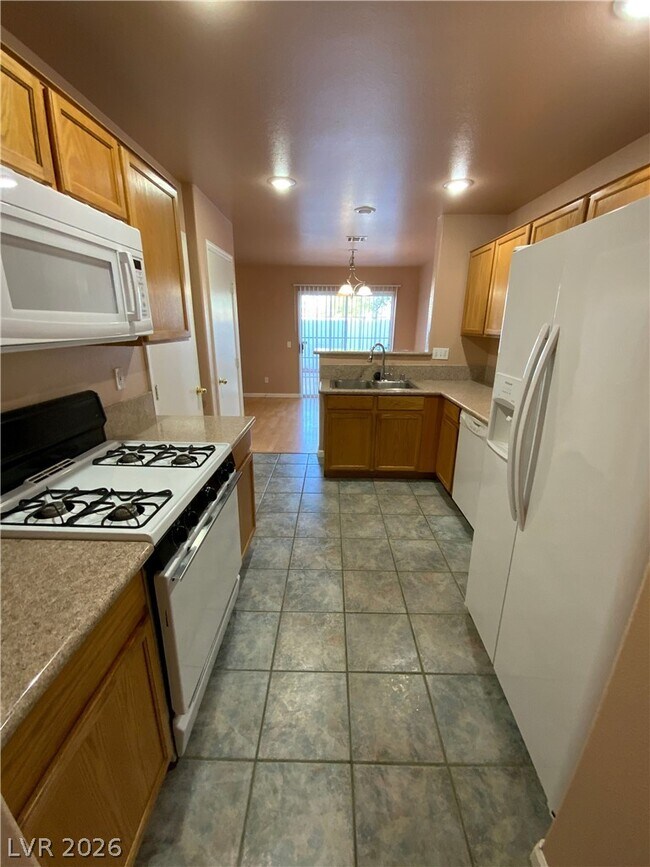 Building Photo - 3950 Starfield Ln