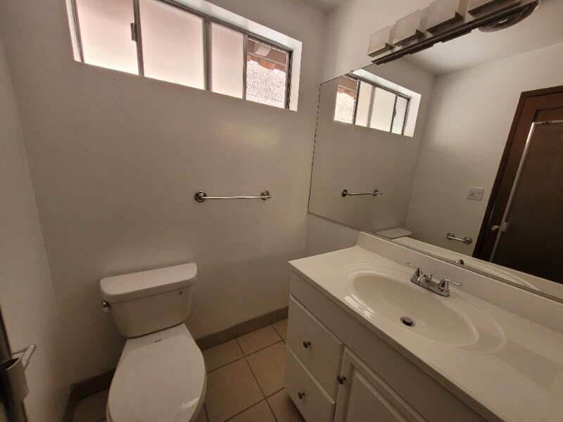 Building Photo - 1410 Venice Blvd.