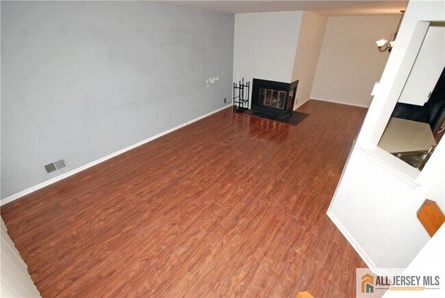 Building Photo - 1150 Schmidt Ln