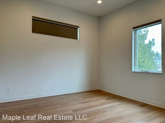 Building Photo - 4 br, 4.5 bath House - 4603 S. Juneau Street