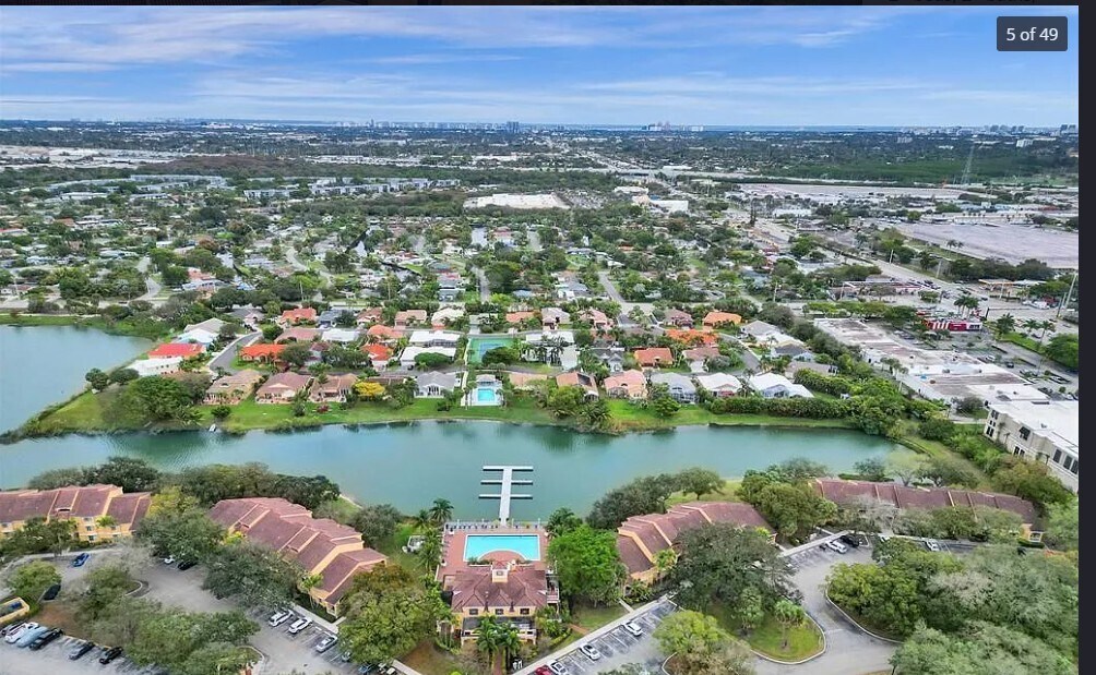 Building Photo - 2341 NW 33rd St