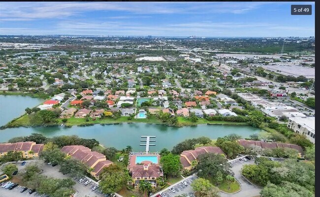 Building Photo - 2341 NW 33rd St