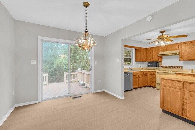 Building Photo - 5626 Fort Corloran Dr