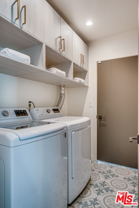 Building Photo - 13026 Calvert St