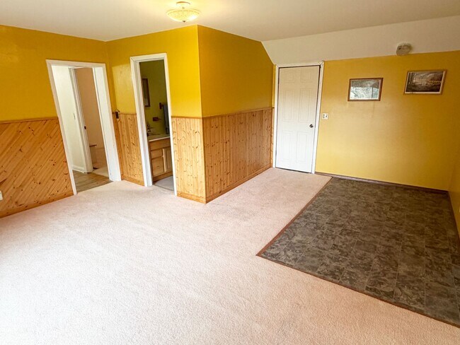 Building Photo - 5-Bedroom 2-Bath Updated Farmhouse on 10-acres with a Pond