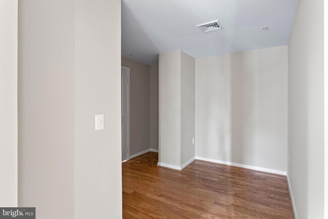 Building Photo - 4480 Market Commons Dr