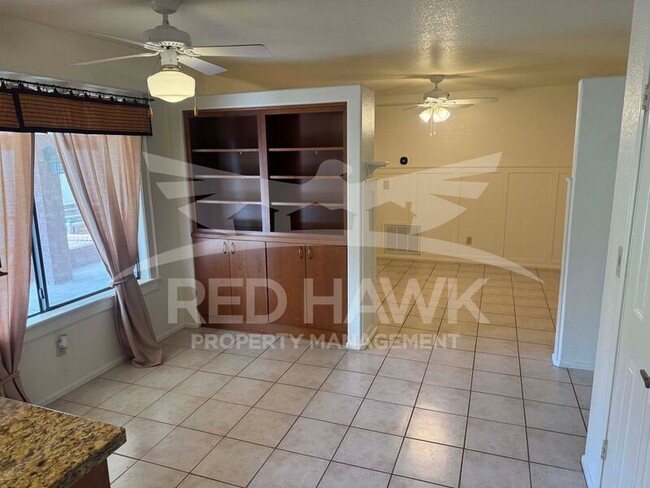 Building Photo - 25 W La Vieve Ln