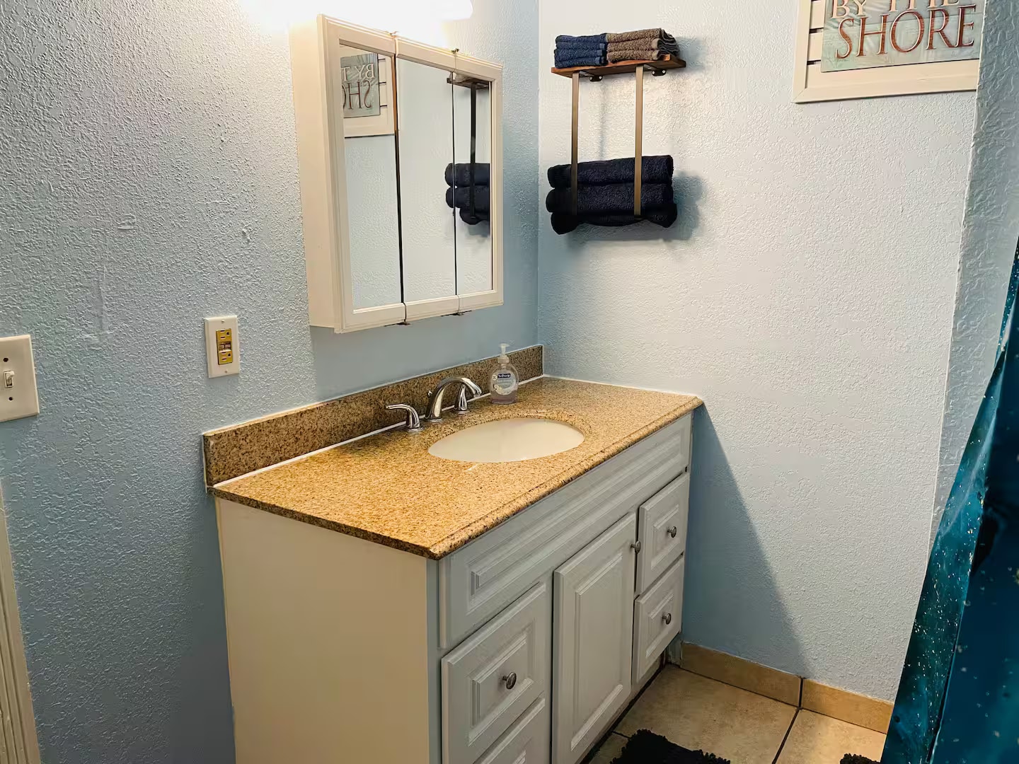 Building Photo - 906 E St