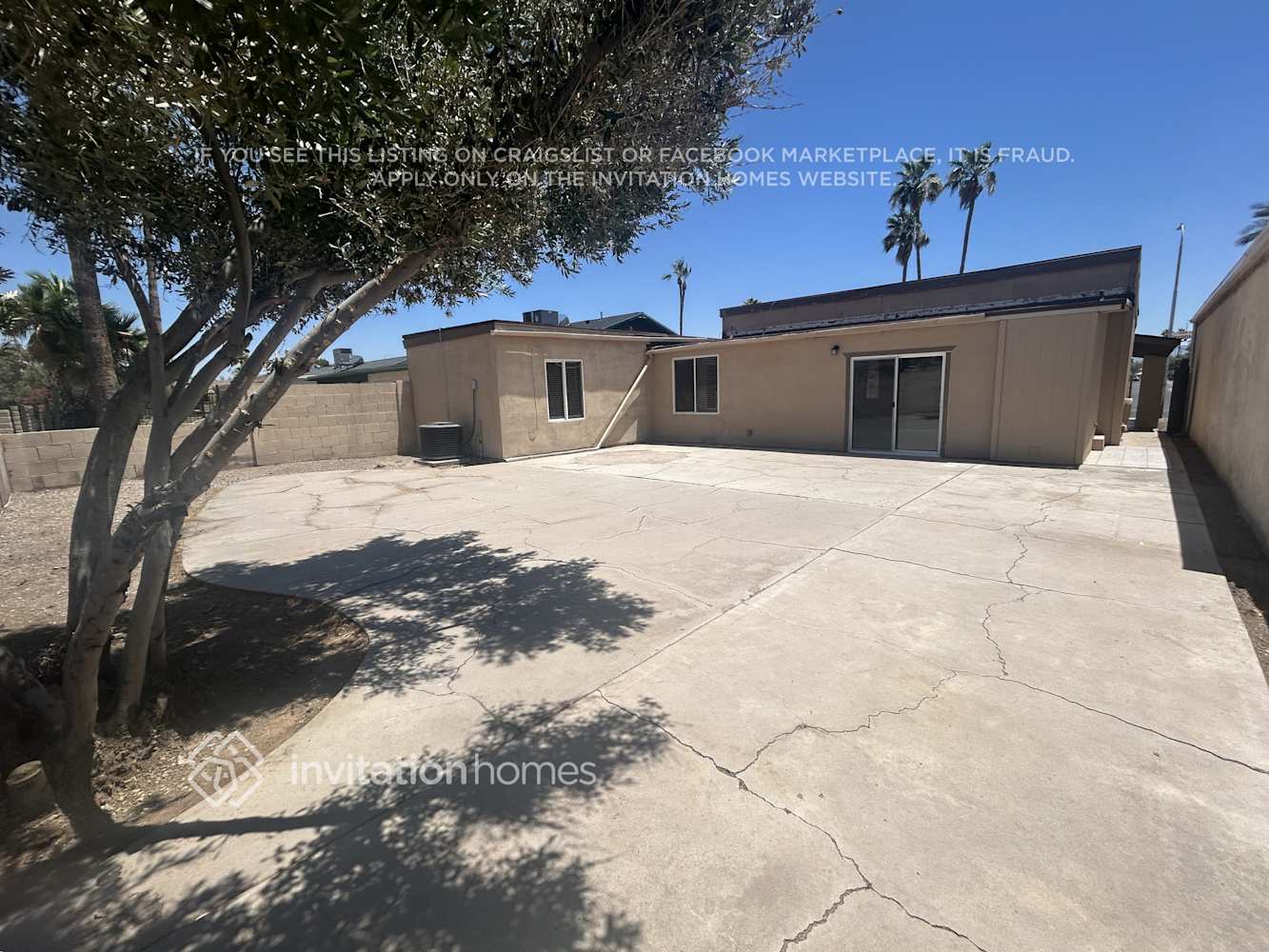 Building Photo - 10444 W Devonshire Ave