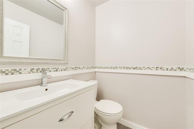 Building Photo - 6518 Woodchuck Dr