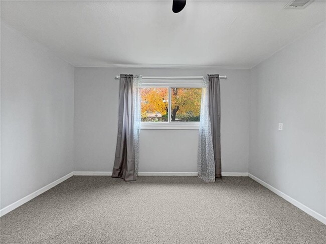 Building Photo - 9700 Thomas Ave N