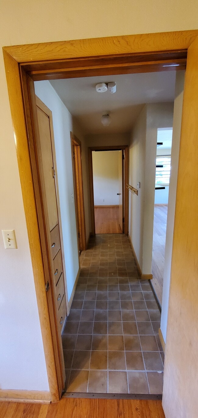 Building Photo - 1163 Higgins Ave