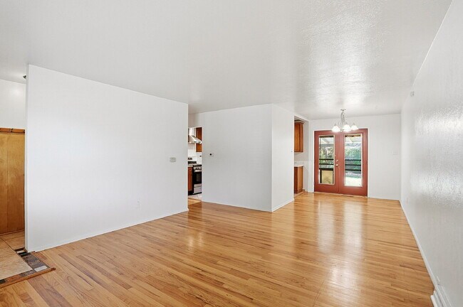 Building Photo - $2,740.95, 4 Beds - 3 Bath, Single Family Home in Denver with Washer and Dryer!
