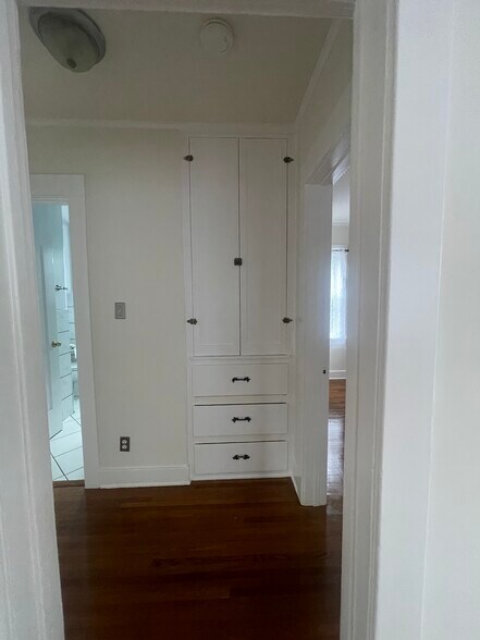 Building Photo - 3554 Arroyo Seco Ave