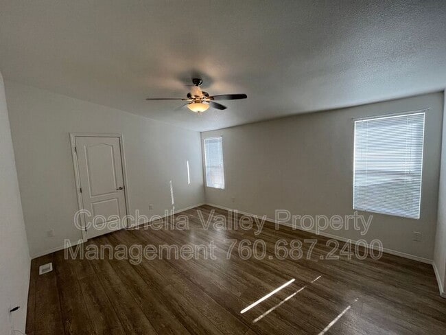 Building Photo - 15300 Palm Dr