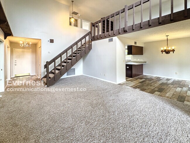 Building Photo - 14714 Oak Vine Dr