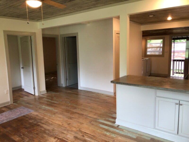 Building Photo - 7628 Sevierville Pike