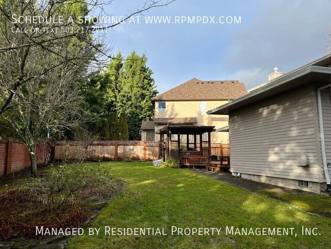 Building Photo - 3964 NW Brookview Way