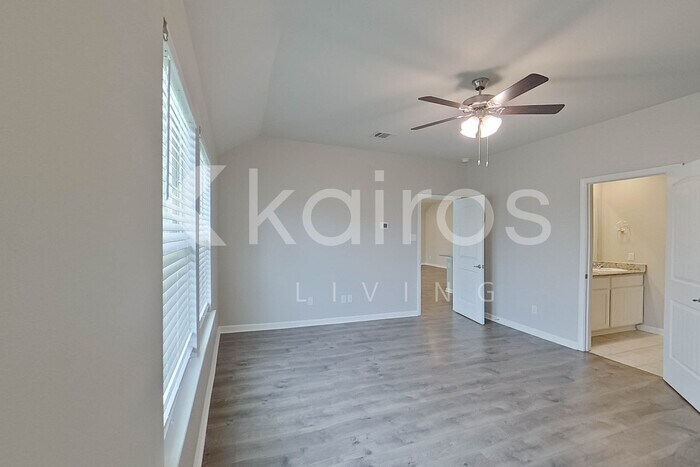 Building Photo - 124 Yardley Ct