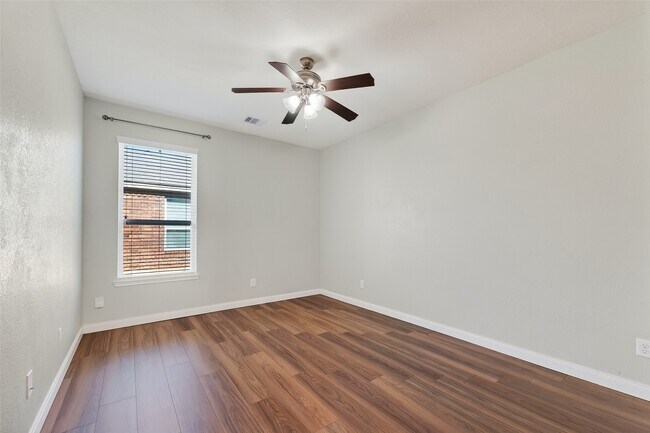 Building Photo - 3509 Pentland Downs St