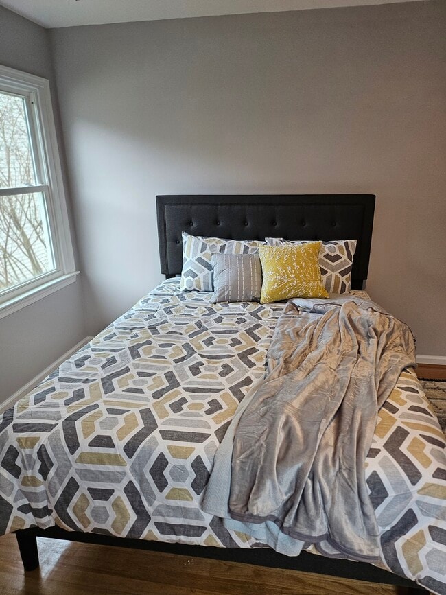 Building Photo - 10 Edith Key St