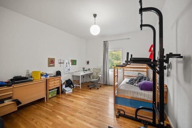 Building Photo - 35 Thornberry Rd