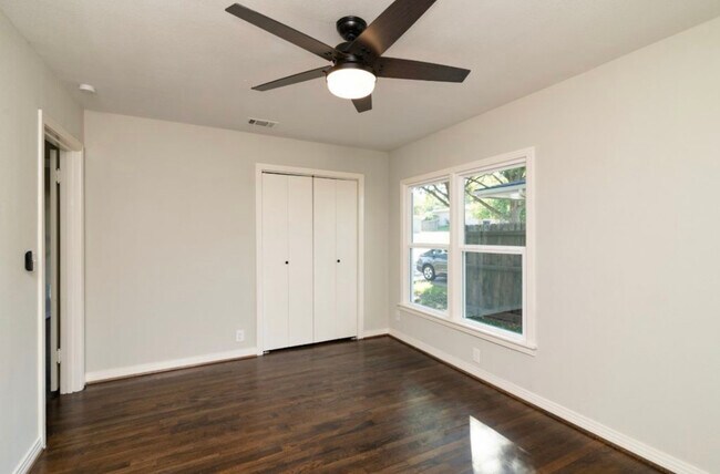 Building Photo - 3808 Piedmont Rd