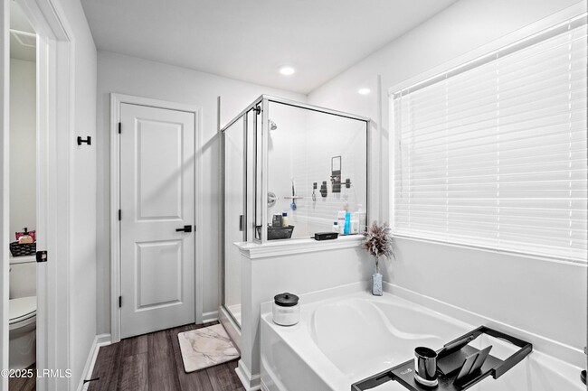 Building Photo - 95 Chestnut St