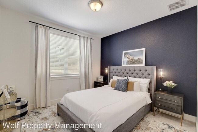 Building Photo - 3 br, 2 bath House - 1925 Sharper Mews  Un...