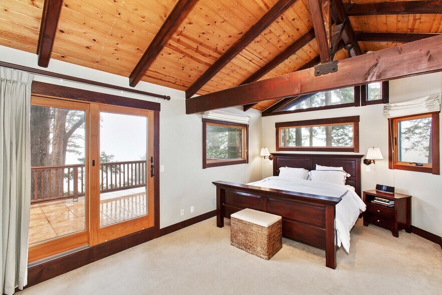 Building Photo - 14 St Jude Rd