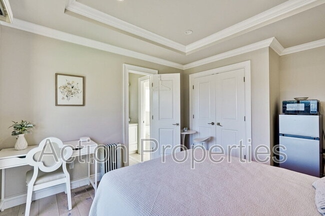 Building Photo - 2185 Chuleta Ct