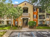 Building Photo - 713 Crest Pines Dr