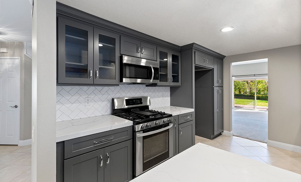 Building Photo - 3922 Ravenswood Dr