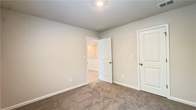 Building Photo - 30 Bur Oak Blvd