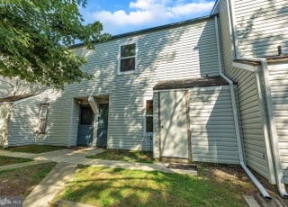 Building Photo - 1805 Bromley Estate