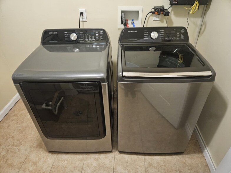 Building Photo - 244 Avenue C