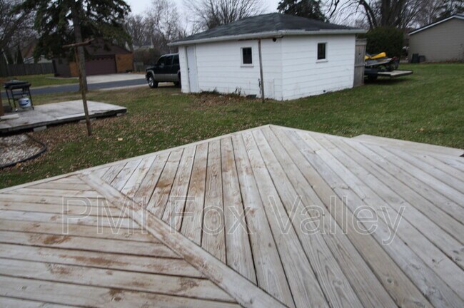 Building Photo - 826 Tayco St