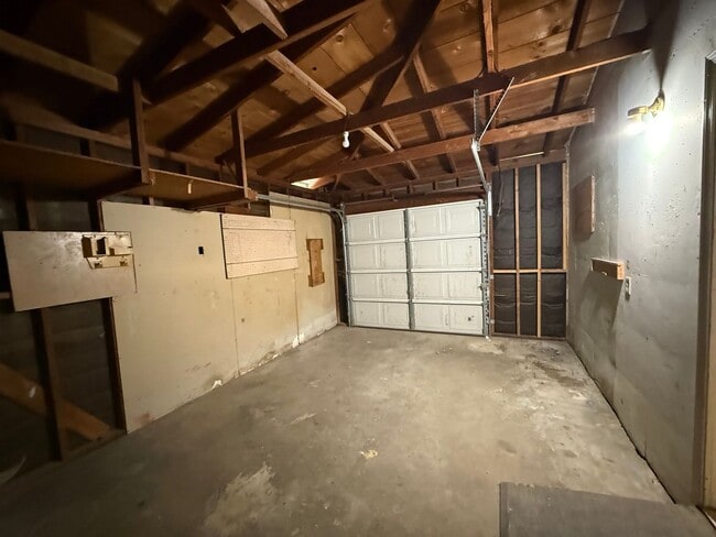 Building Photo - 507 Tyler St