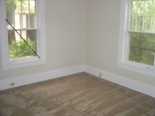 Building Photo - Glenwood/Freeman Mill area 3 BR