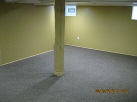 Building Photo - 1248 S 50th St