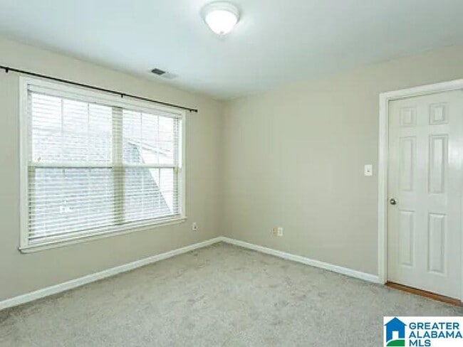 Building Photo - 6268 Kestral View Rd