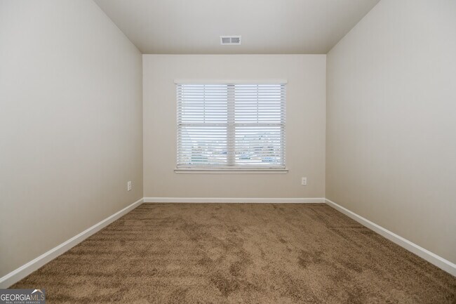 Building Photo - 101 Magnaview Dr