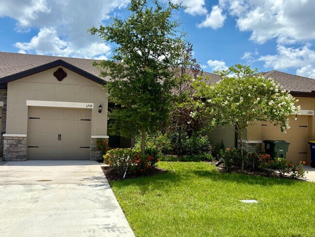 Building Photo - 2/2/1 in Celebration Pointe Ft. Pierce