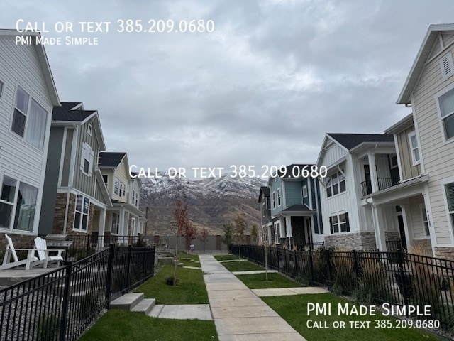 Building Photo - 10063 Torreya Dr