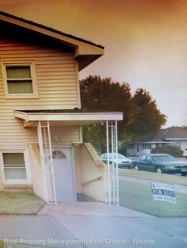 Building Photo - 1 br, 1 bath House - 302 W Spring Ave