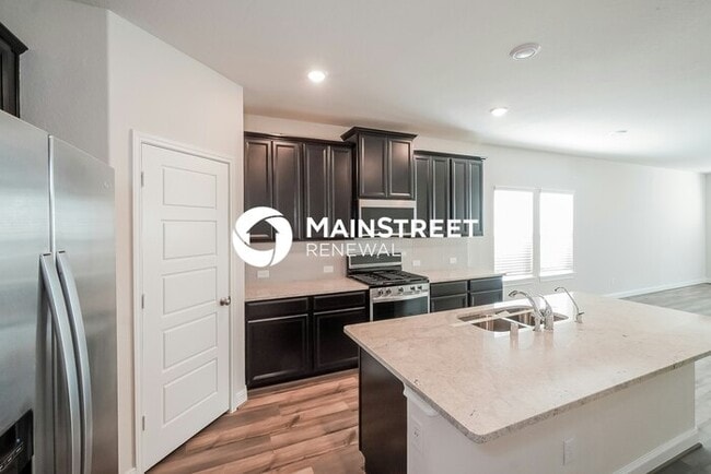 Building Photo - 4 Bedroom Pet-Friendly Home in Katy, TX wi...