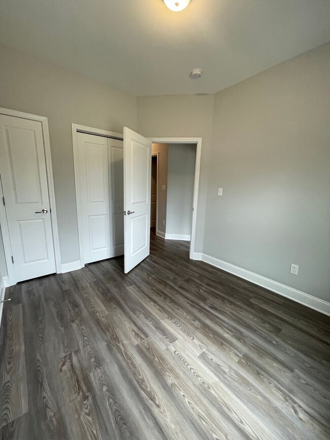 Building Photo - Newly Built 3 Bedrooms, 2.5 Baths 2-story ...