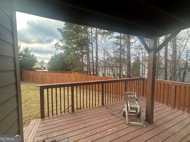 Building Photo - 61 Longwood Ct